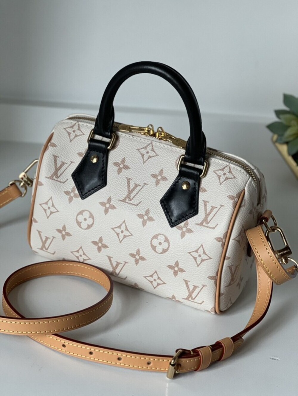 Louis Vuitton Monogram Dune Speedy Bandouliere 20 Crossbody Bag Rare